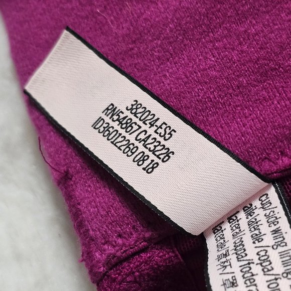 Victoria's Secret Dream Angels Lined Demi Eyelash Lace and Velvet Bra 36DDD NWT - Picture 8 of 9